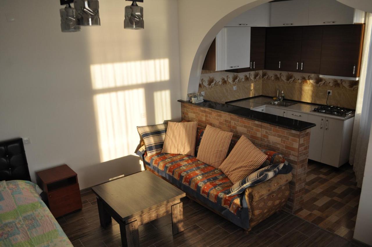 Akhmed Guest House Kvariati Exterior foto
