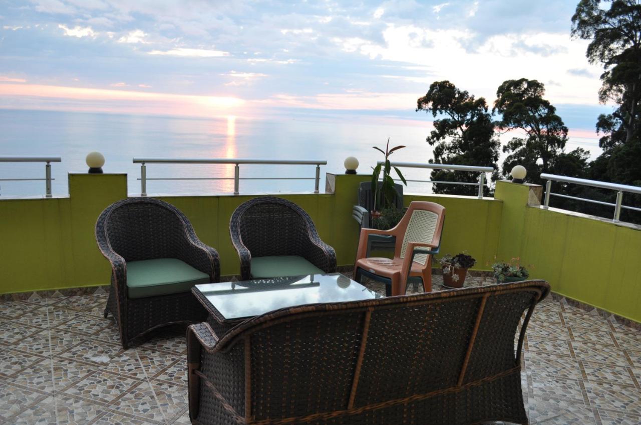 Akhmed Guest House Kvariati Exterior foto
